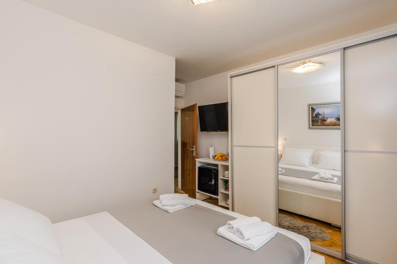 זאדאר Neva Room With Private Bathroom מראה חיצוני תמונה